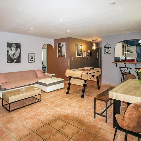 Сasa de vacaciones Nice Home In Montelimar *